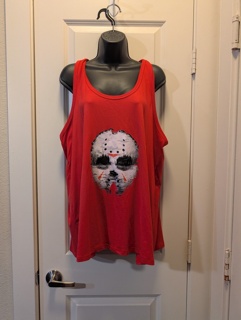 Plus Size Graphic Tank